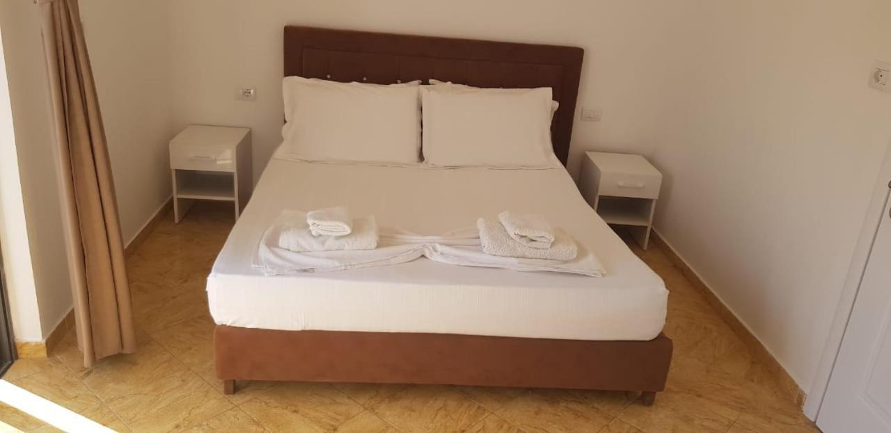 Apartments Villa Dovinefa Ksamil Exteriér fotografie