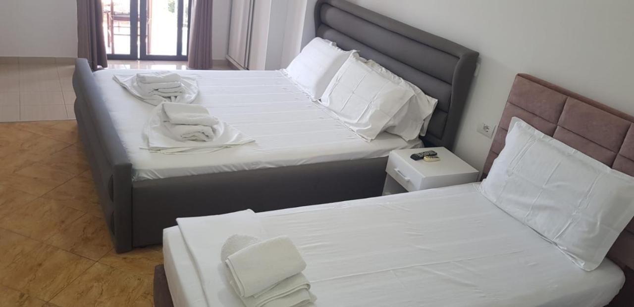 Apartments Villa Dovinefa Ksamil Exteriér fotografie
