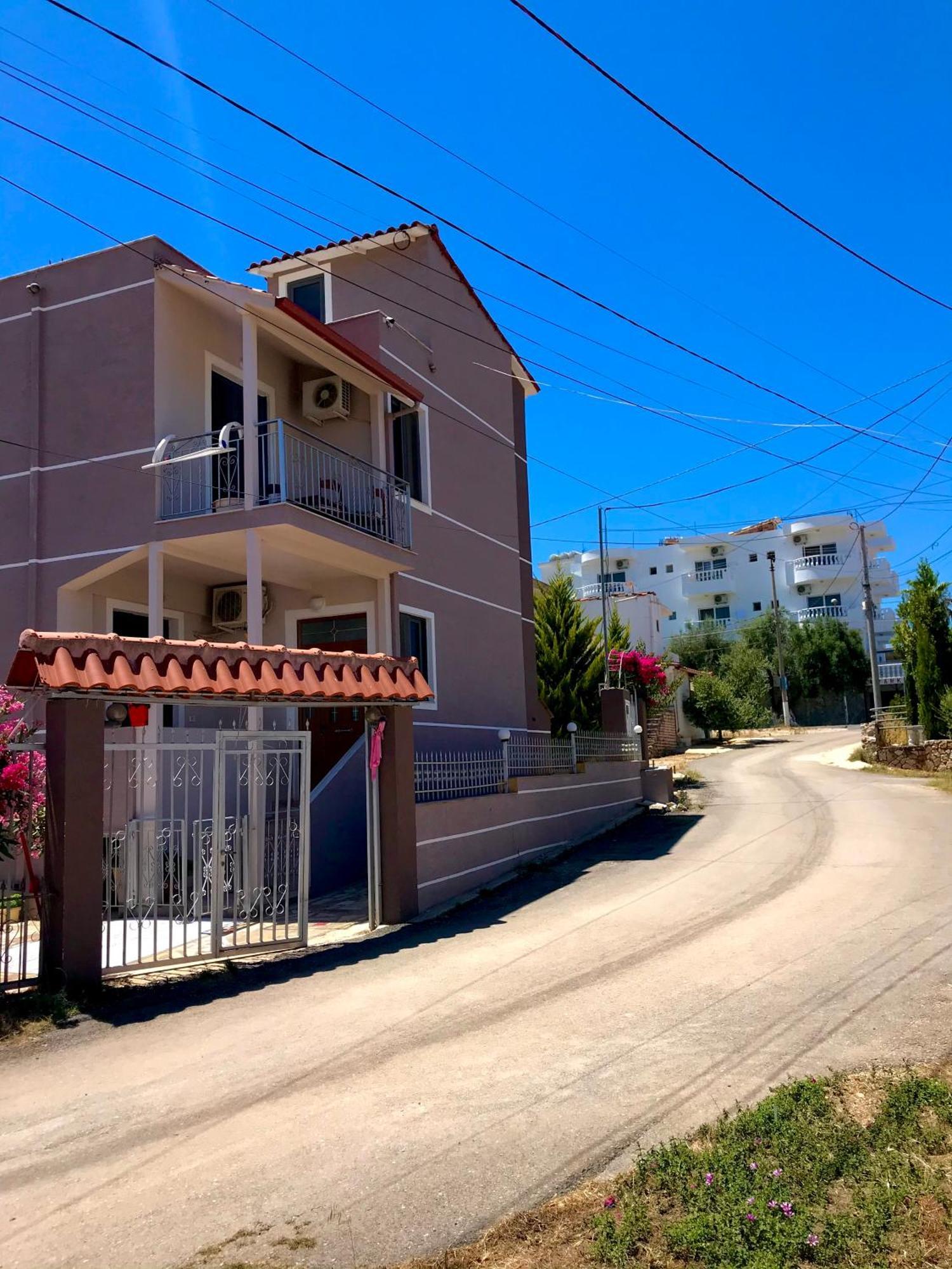 Apartments Villa Dovinefa Ksamil Exteriér fotografie